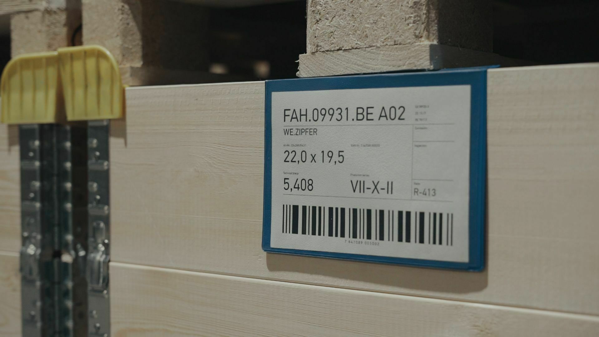 accessories-label-holder-still-picture