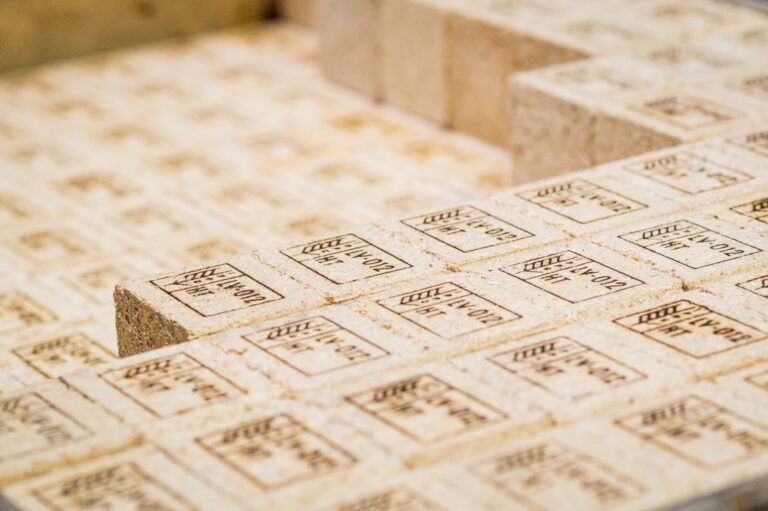 Heated wooden pallets ensuring product protection and quality